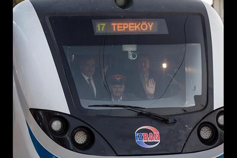 Prime Minister Binali Yıldırım opened a 17 km extension of Izmir’s Southern Line from Tepeköy to Selçuk.
